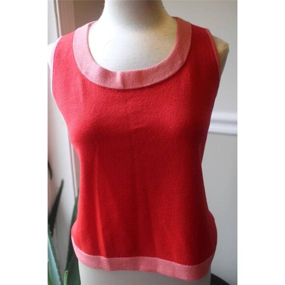 ST. JOHN MARIE GRAY RED W/PINK TRIM KNIT SLEEVELESS TOP SHELL SIZE SMALL (Z) - Picture 1 of 1